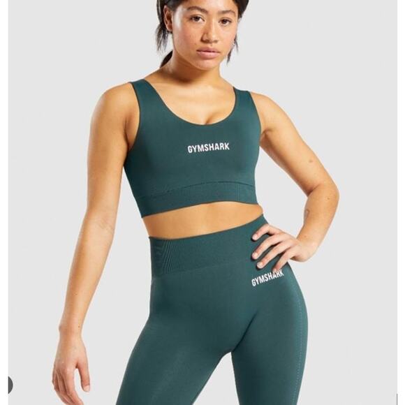 NWT Gymshark Breeze Obsidian Green lightweight seamless sports bra small - Picture 1 of 4